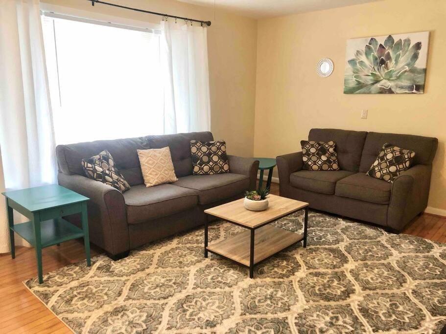 *Welcoming Cary Townhome*King Bed*Long Term Stays* Exterior photo